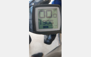 SUR LE CHEMIN DU RETOUR LE LONG DE LA VÉLODYSÉE - 11 - Port Maubert/St Loubès  - 97 km (avec une escorte de bleus du CCNG)