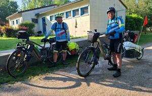 SUR LE CHEMIN DU RETOUR LE LONG DE LA VÉLODYSÉE - 11 - Port Maubert/St Loubès  - 97 km (avec une escorte de bleus du CCNG)