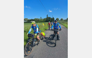 SUR LE CHEMIN DU RETOUR LE LONG DE LA VÉLODYSÉE - 11 - Port Maubert/St Loubès  - 97 km (avec une escorte de bleus du CCNG)
