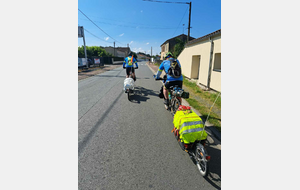 SUR LE CHEMIN DU RETOUR LE LONG DE LA VÉLODYSÉE - 11 - Port Maubert/St Loubès  - 97 km (avec une escorte de bleus du CCNG)
